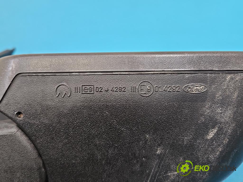 Ford Focus Mk2 2004-2011 1.6 tdci 90 HP manual 66 kW 1560 cm3 5- zrkadlo pravé  (Kľučka dverí ostatné)