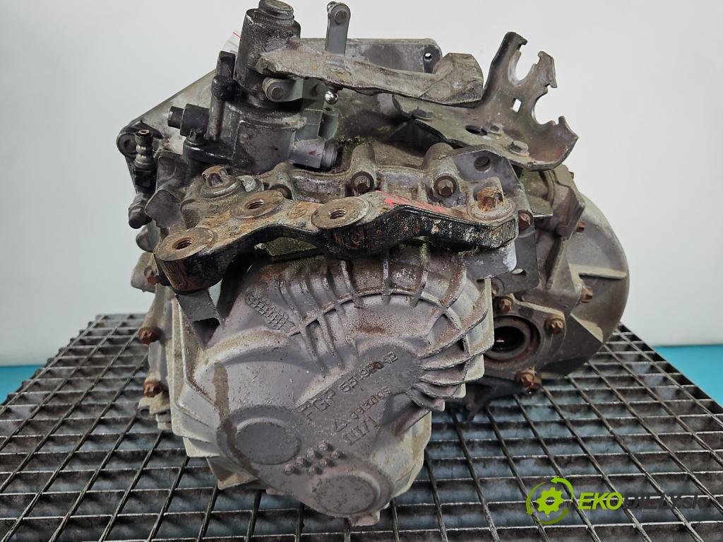Alfa romeo 159 1.9 jtd 120 HP manual 88 kW 1910 cm3 5- prevodovka stupeň,rýchlosť manual M32