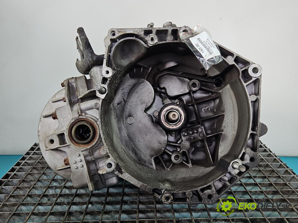 Alfa romeo 159 1.9 jtd 120 HP manual 88 kW 1910 cm3 5- prevodovka stupeň,rýchlosť manual M32