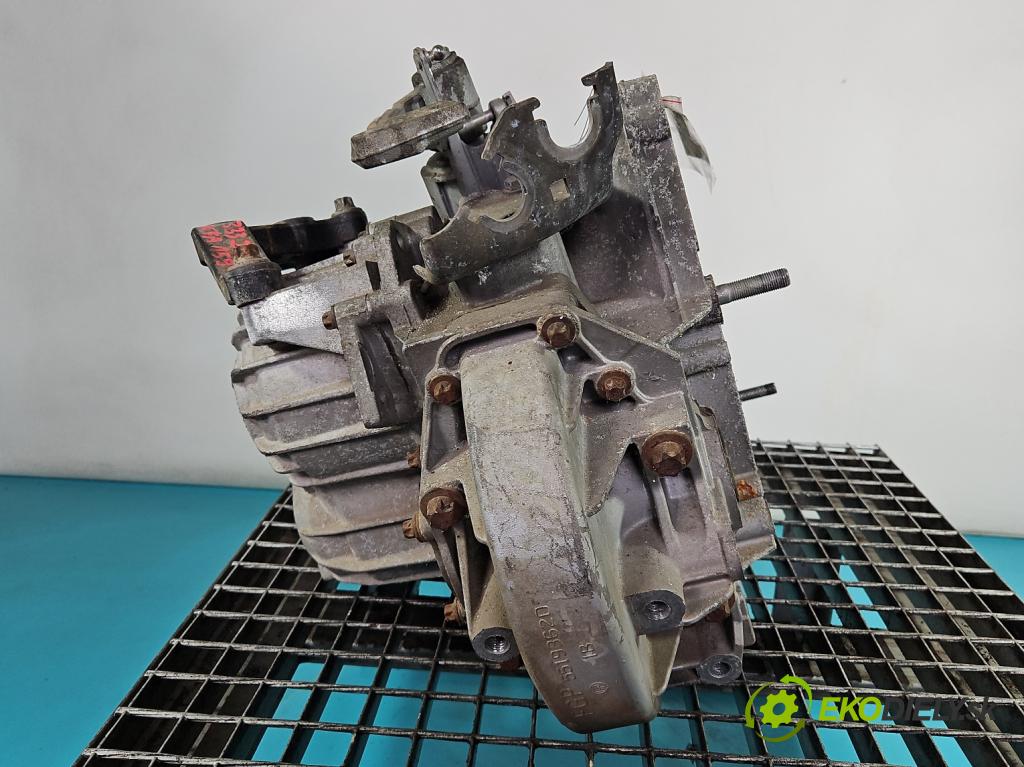 Alfa romeo 159 1.9 jtd 120 HP manual 88 kW 1910 cm3 5- prevodovka stupeň,rýchlosť manual M32