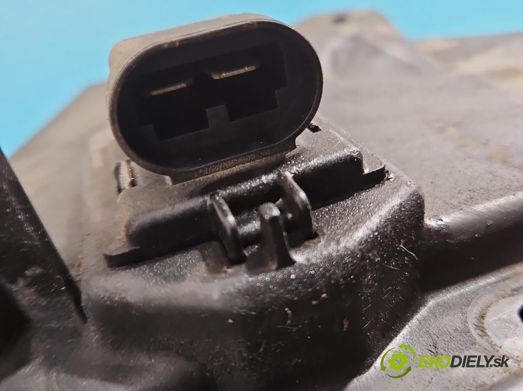 Renault Laguna III 2007-2015 2.0 16V 140 hp manual 103 kW 1997 cm3 5- ventilátor chladič 214810039R