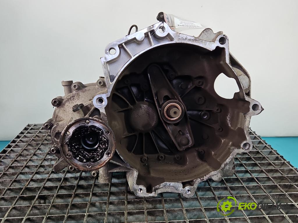 Vw Polo IV 9N 2001-2009 1.2 12V 64 hp manual 47 kW 1198 cm3 5- převodovka stupňová manual GDP