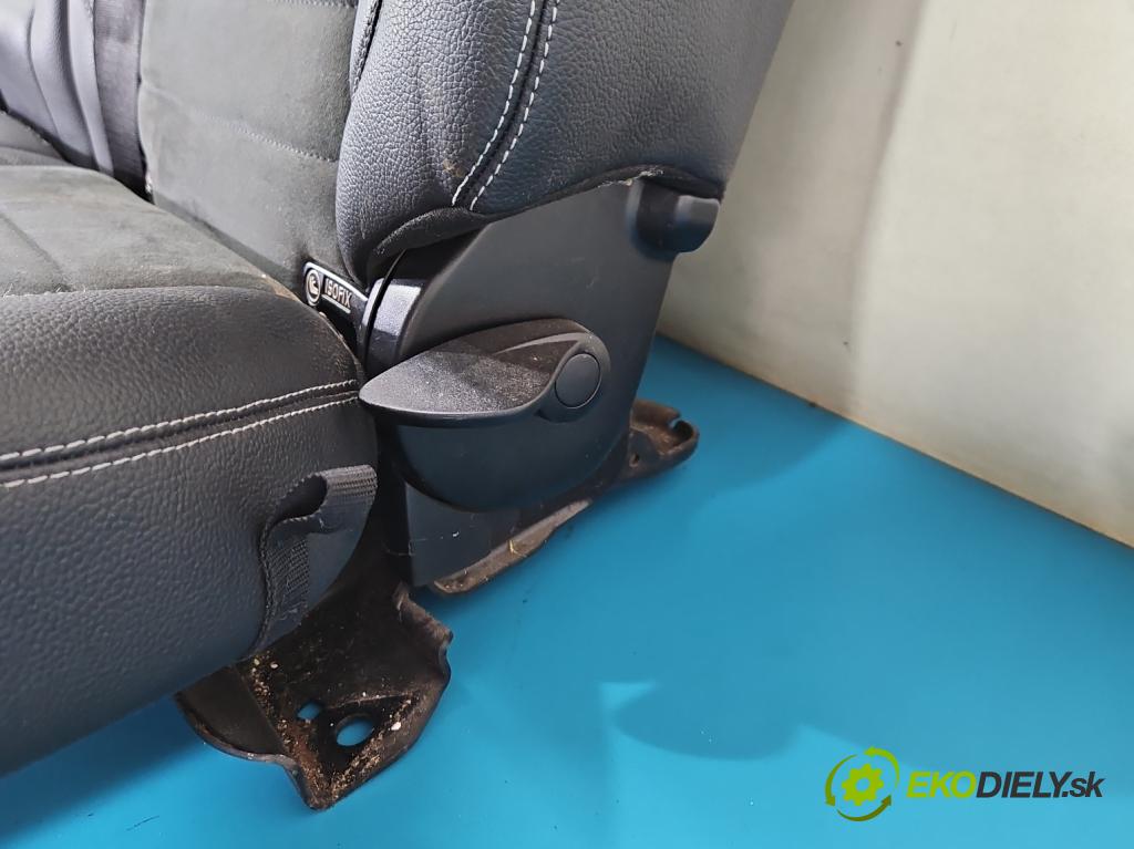 Mercedes ML W166 2011-2015 3.0 CDI 642.826 automatic 189 kW 2987 cm3 5- Pohovka: zadní  (Sedadlo)