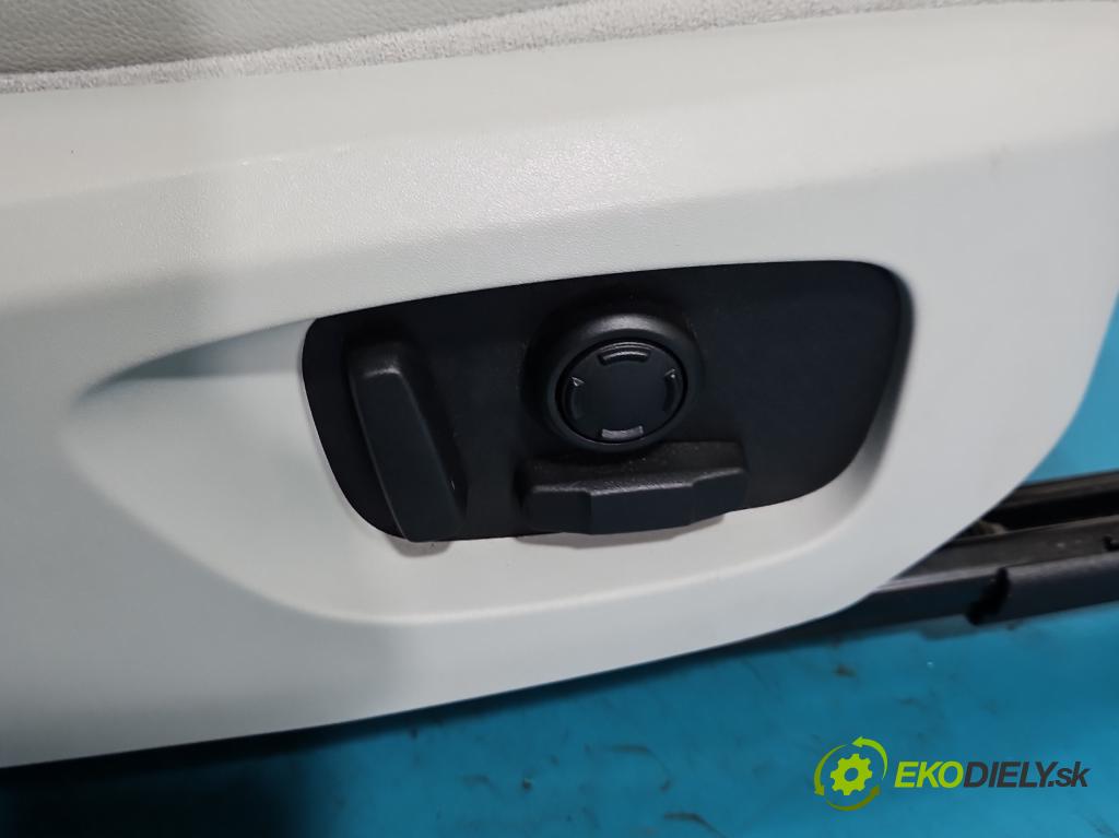 Land rover Discovery Sport 2014-2019 L550 2.0 TD 179KM automatic 132 kW 1999 cm3 5- Sedačka pravý (Sedadlo)