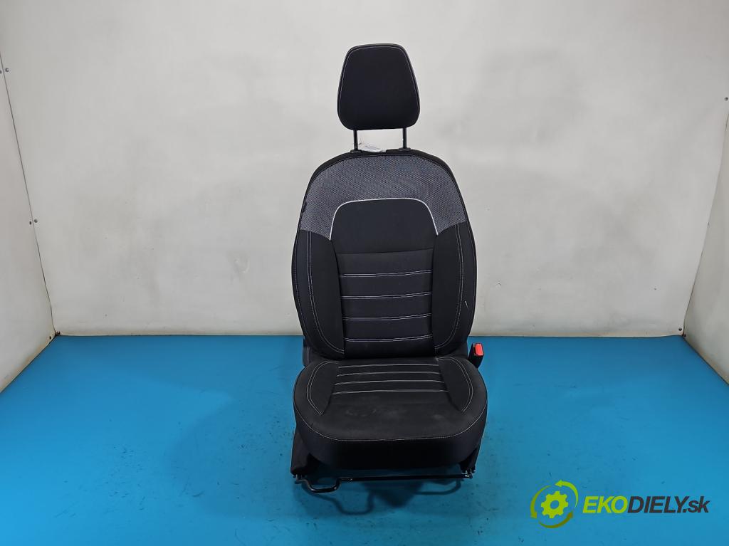 Dacia Sandero III 2020- 1.0 SCe: 91 KM manual 67 kW 999 cm3 5- Sedačka pravý  (Sedadlo)