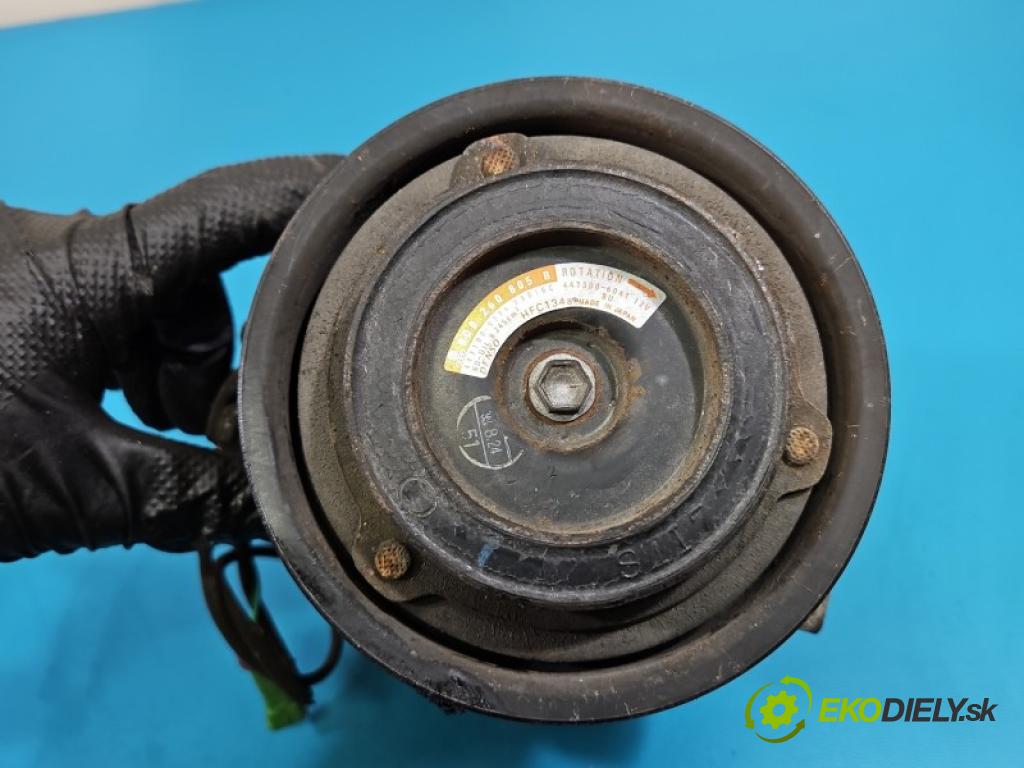 Audi A4 B5 1994-2001 1.6 8V 343858 101 HP manual 74 kW 1595 cm3 4- Kompresor: klimatizácie 8D0260808 (Kompresor klimatizácie)