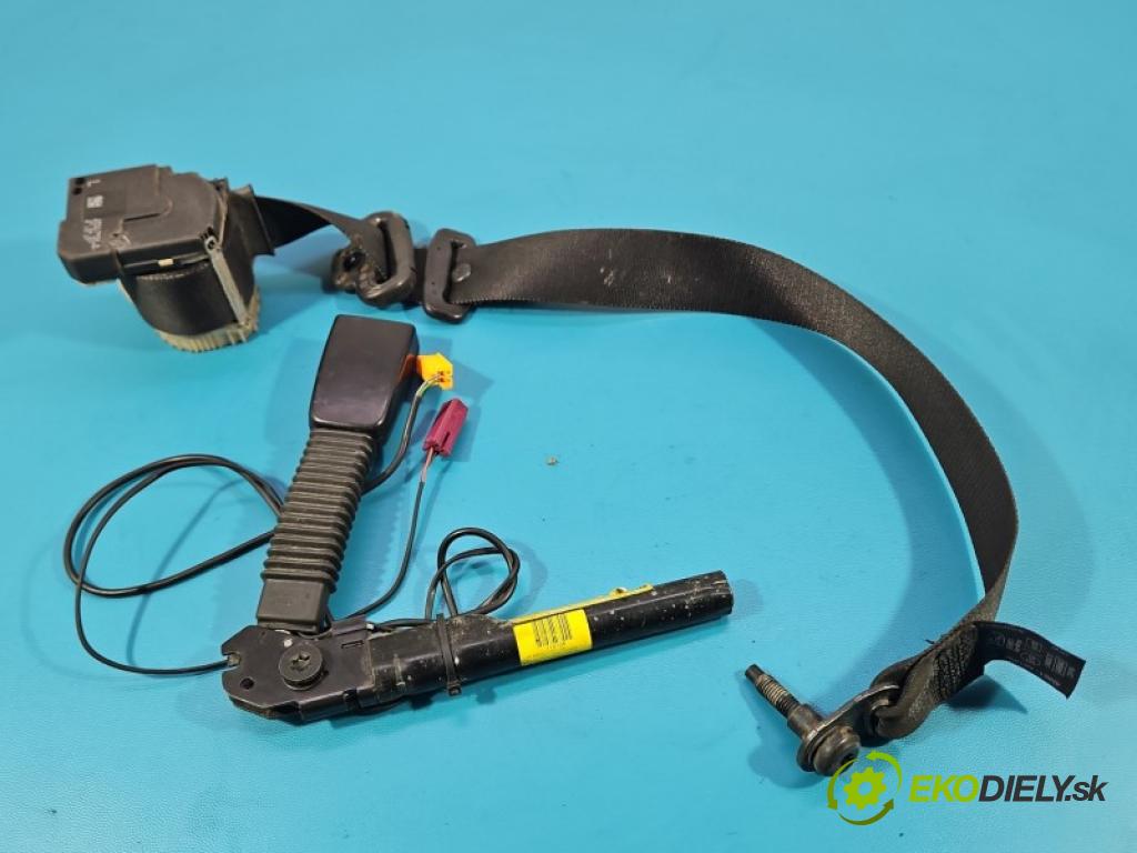 Ford Focus Mk2 2004-2011 1.6 tdci 90 hp manual 66 kW 1560 cm3 5- stěna bezpečnost přední levý 34017855D
