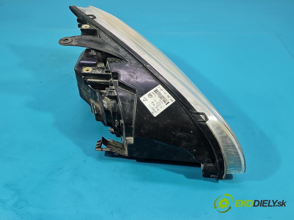 Ford Focus Mk2 2004-2011 1.6 tdci 90 HP manual 66 kW 1560 cm3 5- Reflektor: ľavý 4M51-13W030-AF (Kľučka dverí ostatné)