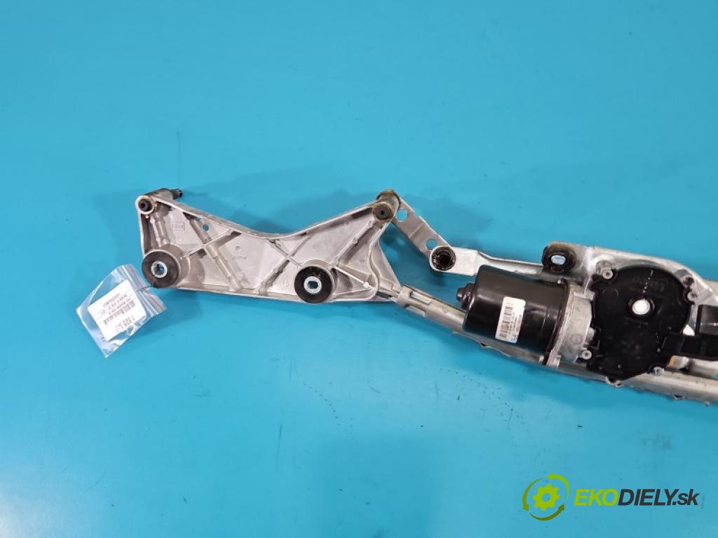 Mercedes ML W166 2011-2015 3.0 CDI 642.826 automatic 189 kW 2987 cm3 5- motor stěračů přední A1668202740