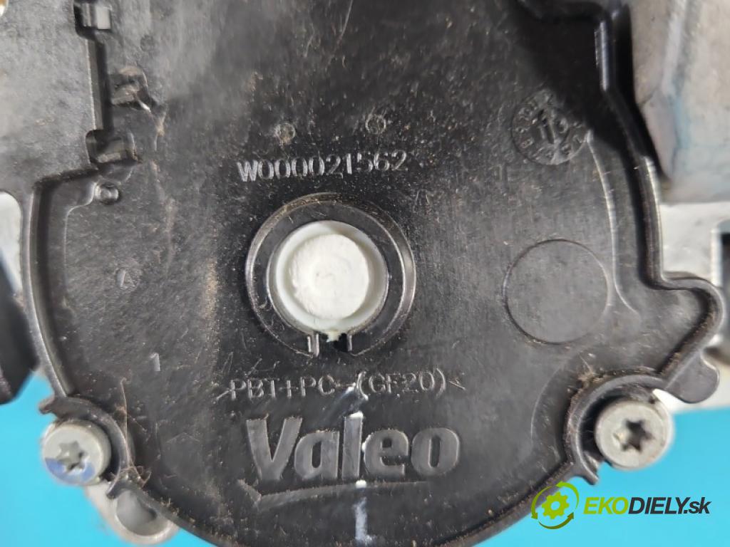 Mercedes ML W166 2011-2015 3.0 CDI 642.826 automatic 189 kW 2987 cm3 5- motor stěračů přední A1668202740
