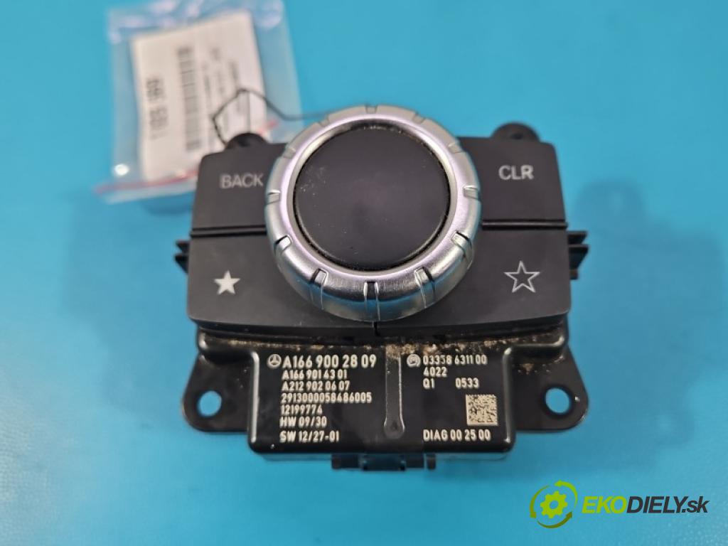 Mercedes ML W166 2011-2015 3.0 CDI 642.826 automatic 189 kW 2987 cm3 5- Přepínač rádia nebo navigace: A1669002809