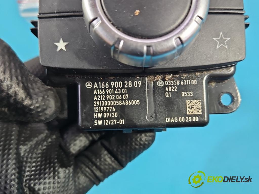 Mercedes ML W166 2011-2015 3.0 CDI 642.826 automatic 189 kW 2987 cm3 5- Přepínač rádia nebo navigace: A1669002809