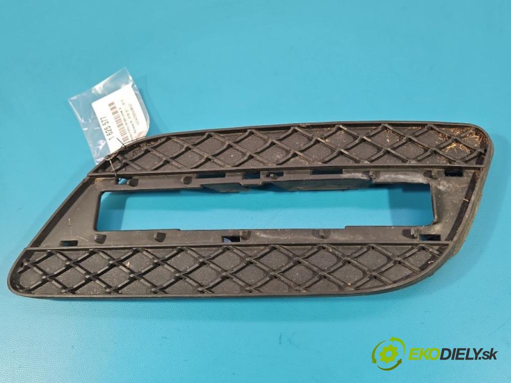 Mercedes ML W166 2011-2015 3.0 CDI 642.826 automatic 189 kW 2987 cm3 5- Zaślepka: mřížka: nárazníku pravé A1668200756