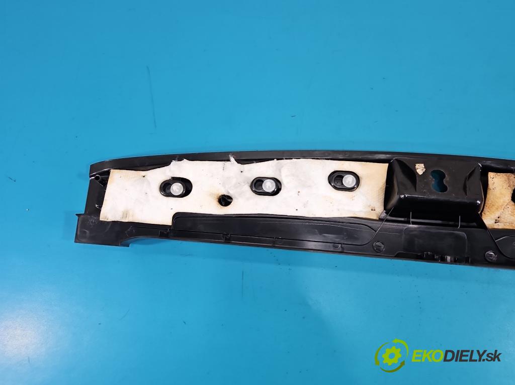Mercedes ML W166 2011-2015 3.0 CDI 642.826 automatic 189 kW 2987 cm3 5- kryt plast A1666900041 18567321