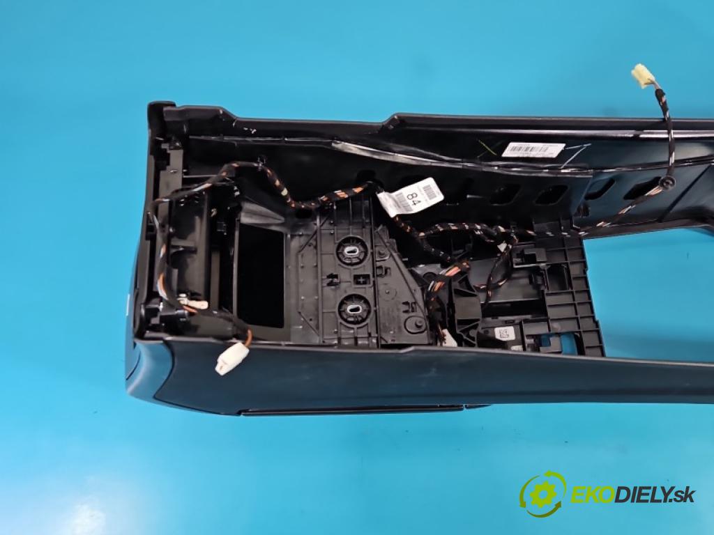 Mercedes ML W166 2011-2015 3.0 CDI 642.826 257HP automatic 189 kW 2987 cm3 5- operadlo 16905526 (Lakťová opierka)