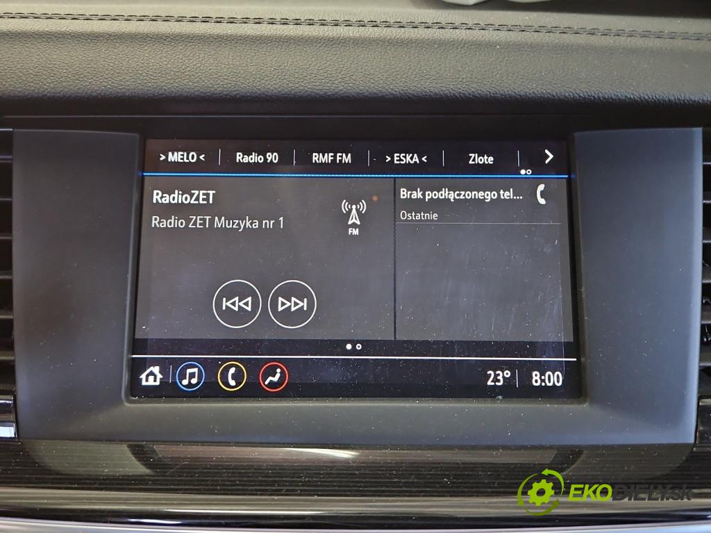 Opel Insignia B 2017-2022 1.5 T 165 hp manual 121 kW 1490 cm3 5- displej 555343750 (Přístrojová deska)