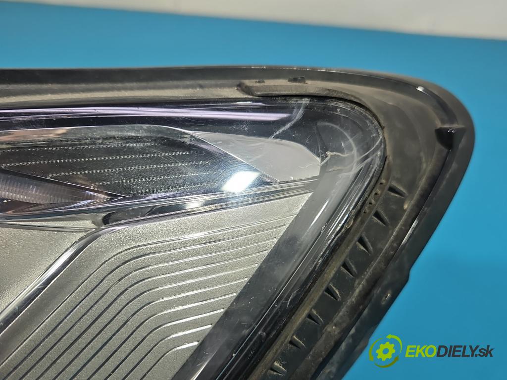 Audi A6 C7 2011-2018 2.0 tdi 190 HP automatic 140 kW 1968 cm3 5- Reflektor: ľavý 4G0941005F (Kľučka dverí ostatné)