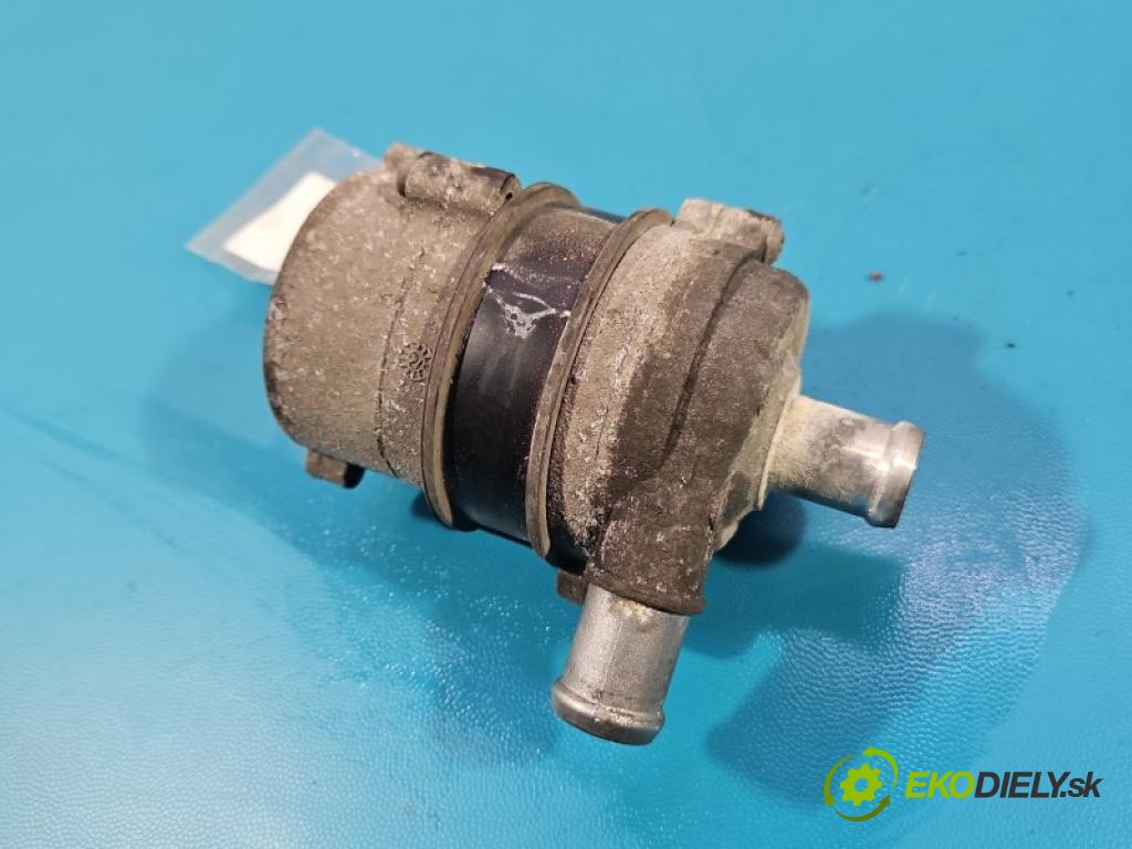 Audi A6 C7 2011-2018 2.0 tdi 190 hp automatic 140 kW 1968 cm3 5- čerpadlo oběh: vody 4H0965567