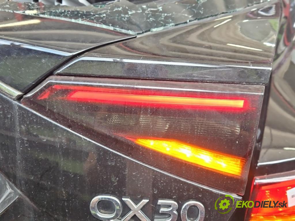 Infiniti QX30 H15 2016-2019 2.0 T 211KM automatic 155 kW 1991 cm3 5- svetlo / reflektor zadné pravé kufrové dvere 