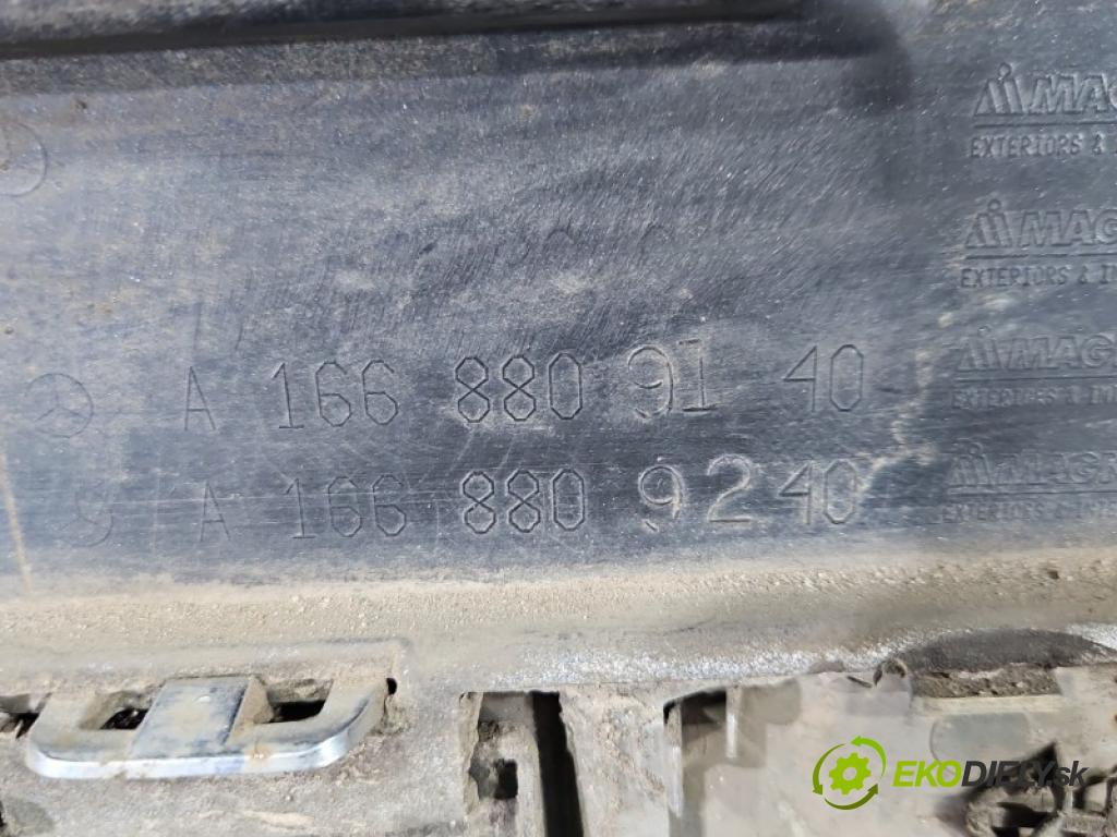 Mercedes ML W166 2011-2015 3.0 CDI 642.826 automatic 189 kW 2987 cm3 5- nárazník zadní  (Klika dveří ostatní)