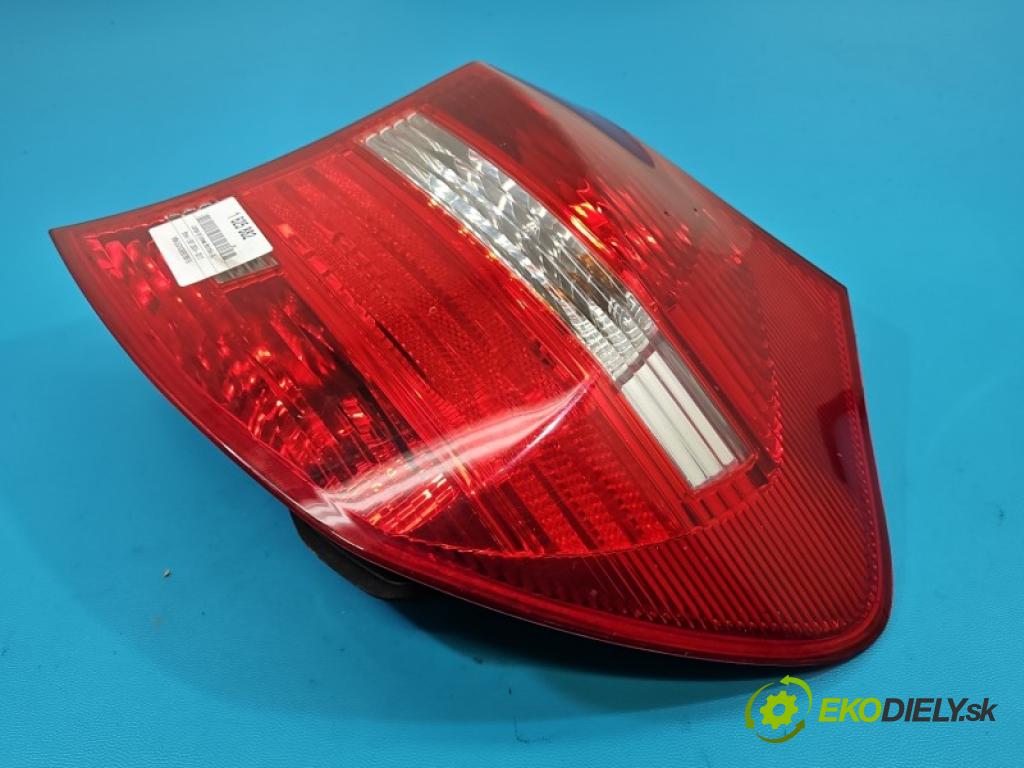 Bmw 1 E87 2004-2011 1.6 16V 122 hp manual 90 kW 1599 cm3 5- světlo zadní pravé blatník: 7164356