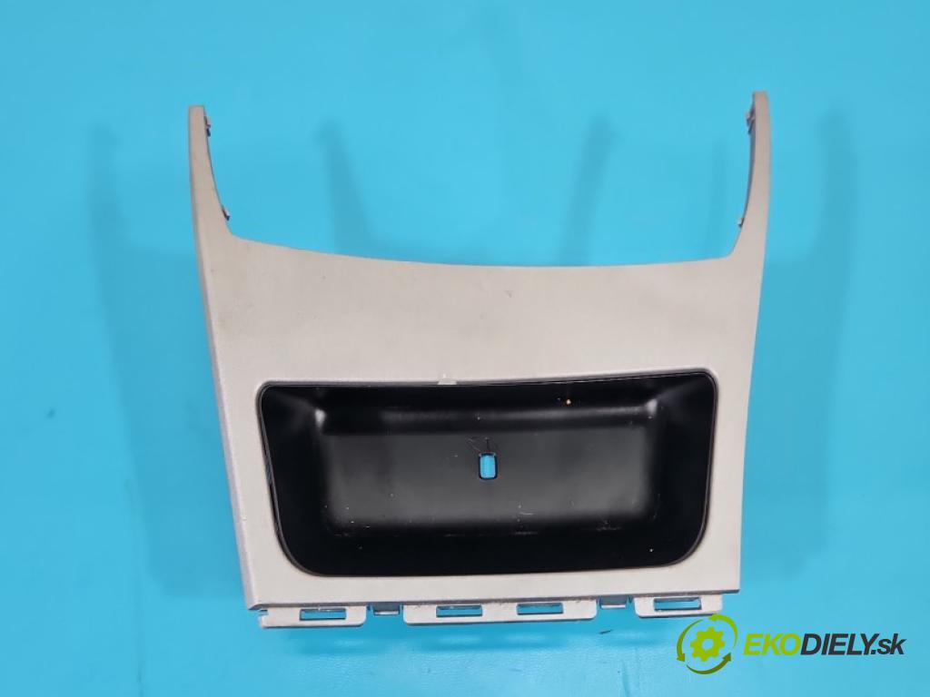 Bmw 1 E87 2004-2011 1.6 16V 122 hp manual 90 kW 1599 cm3 5- lišta ozdobná interiéry: 9128646