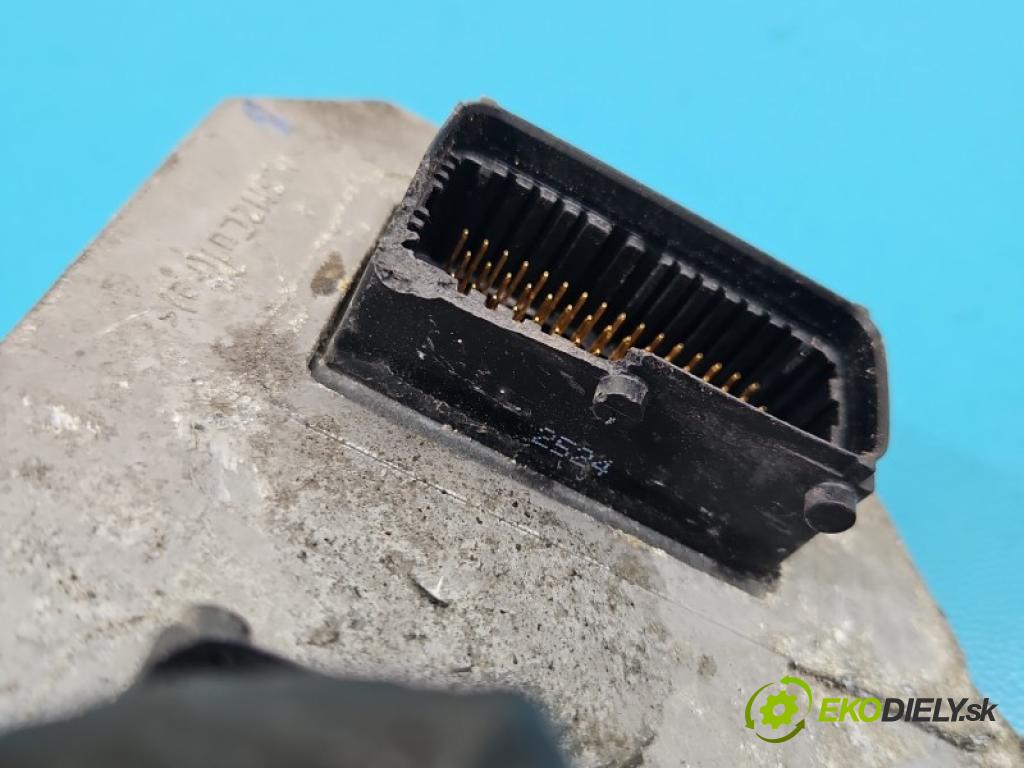 Opel Meriva A 2002-2010 1.8 16V 125 hp manual 92 kW 1796 cm3 5- řídící jednotka motoru 55355043
