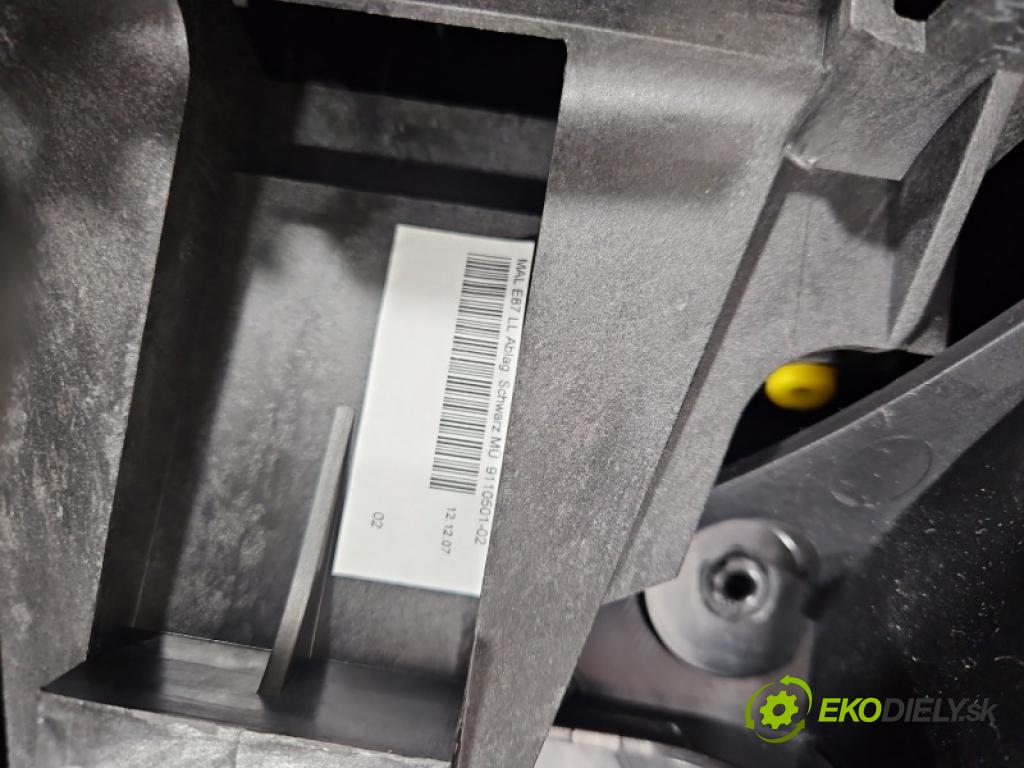 Bmw 1 E87 2004-2011 1.6 16V 122 hp manual 90 kW 1599 cm3 5- loketní opěrka 7122228-10 (Loketní opěrka)