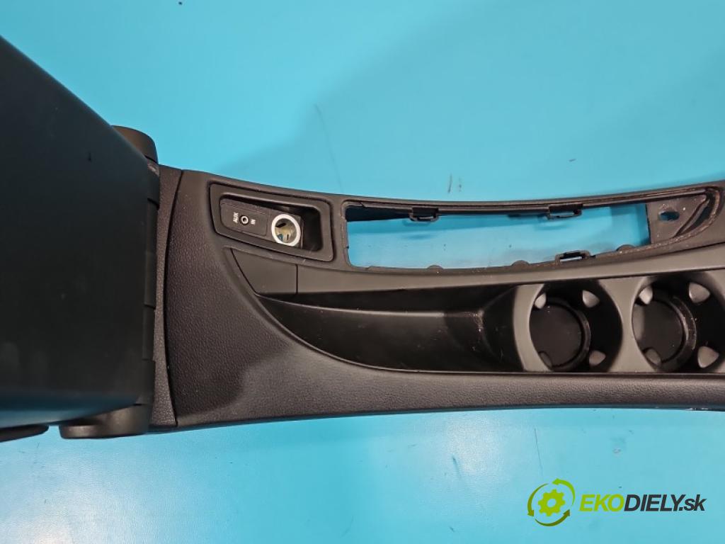 Bmw 1 E87 2004-2011 1.6 16V 122 hp manual 90 kW 1599 cm3 5- loketní opěrka 7122228-10 (Loketní opěrka)