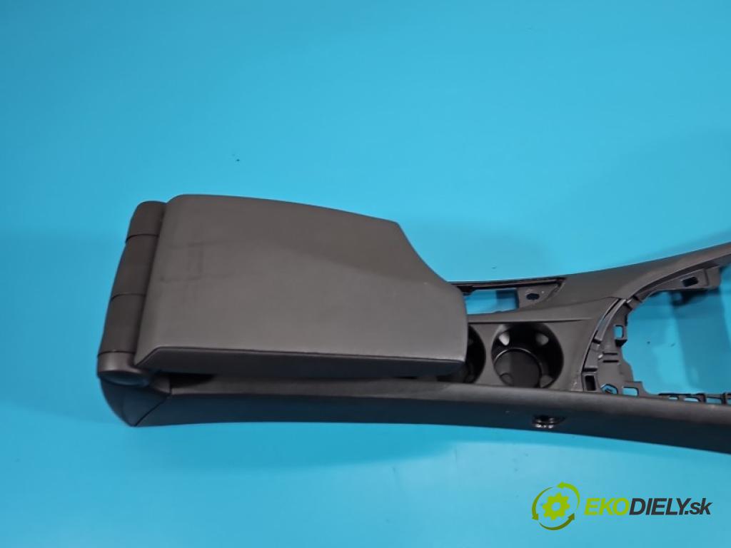 Bmw 1 E87 2004-2011 1.6 16V 122 hp manual 90 kW 1599 cm3 5- loketní opěrka 7122228-10 (Loketní opěrka)
