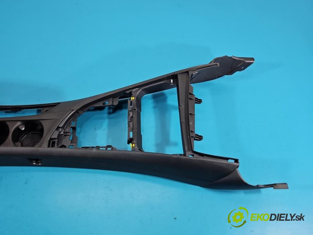 Bmw 1 E87 2004-2011 1.6 16V 122 hp manual 90 kW 1599 cm3 5- loketní opěrka 7122228-10 (Loketní opěrka)