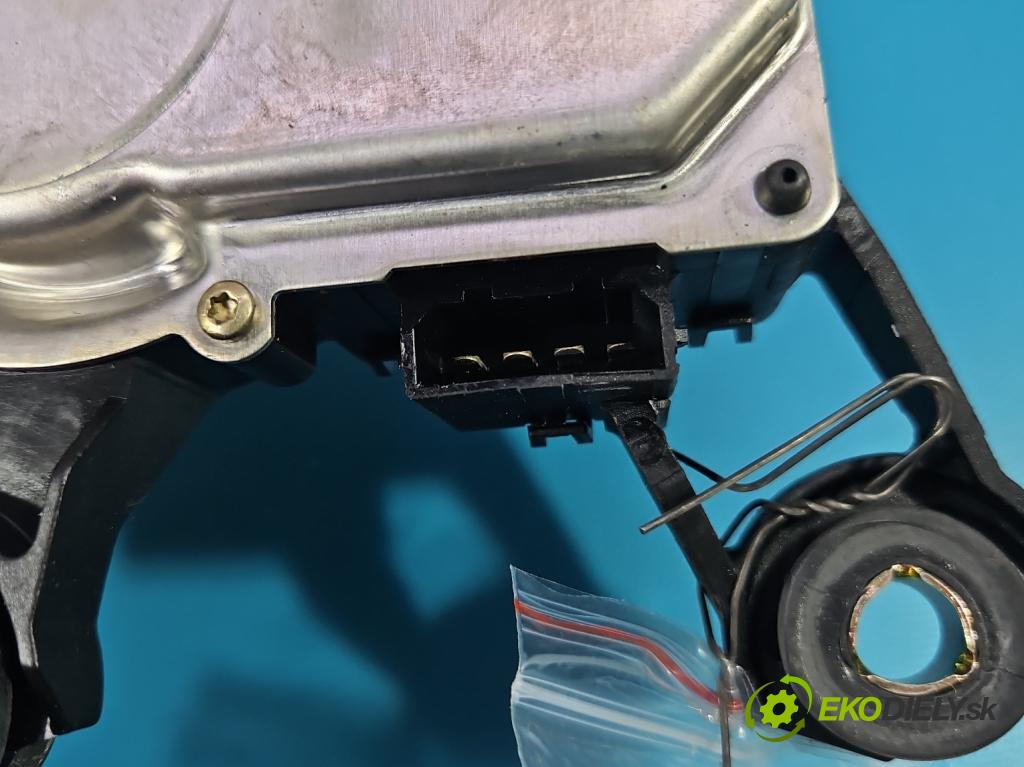 Audi A4 B7 2004-2008 2.0 tdi BPW 140 hp manual 103 kW 1968 cm3 5- motor stěrače zadní 8E9955711C