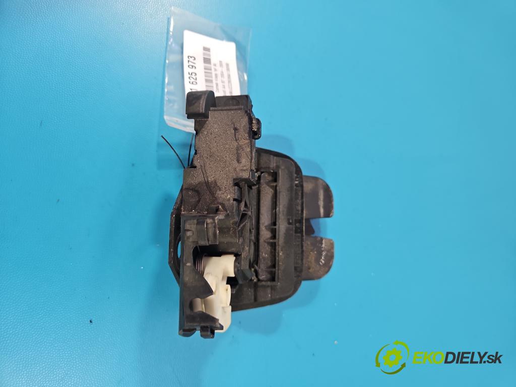Audi A4 B7 2004-2008 2.0 tdi BPW 140 hp manual 103 kW 1968 cm3 5- zámek kufrových dveří zadní 8E9827520A