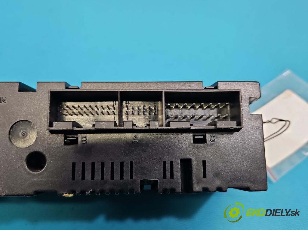 Seat Ibiza III 6L 2002-2008 1.9 tdi 101 HP manual 74 kW 1896 cm3 3- panel kúrenia 6L0820043A