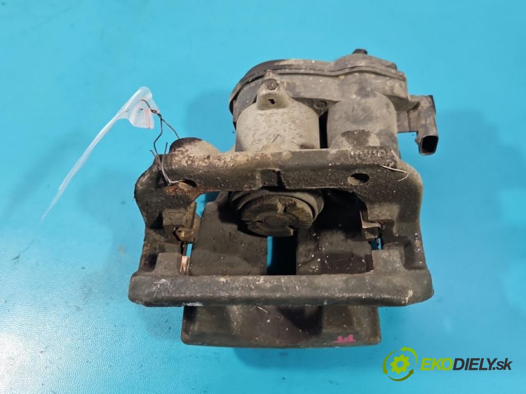 Mercedes ML W166 2011-2015 3.0 CDI 642.826 automatic 189 kW 2987 cm3 5- brzdič zadní pravý  (Klika dveří ostatní)