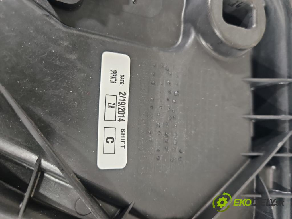 Mercedes ML W166 2011-2015 3.0 CDI 642.826 automatic 189 kW 2987 cm3 5- mechanismus stahování zadní pravý A1667300279