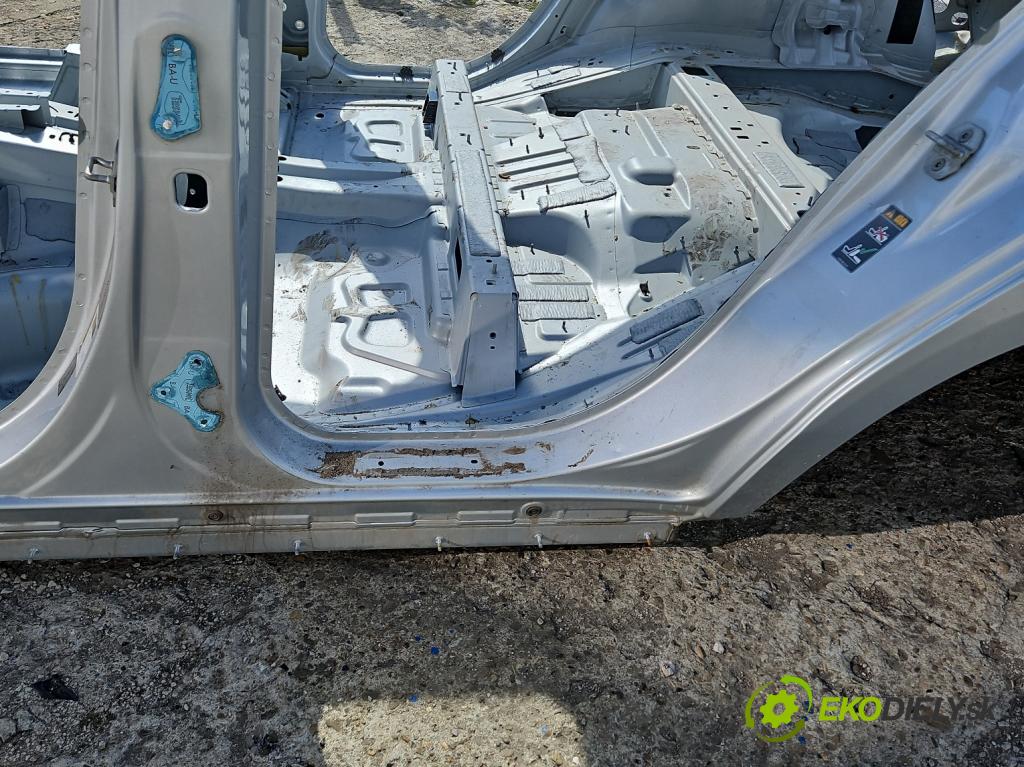 Mercedes ML W166 2011-2015 3.0 CDI 642.826 automatic 189 kW 2987 cm3 5- práh levý  (Karoserie ostatní)