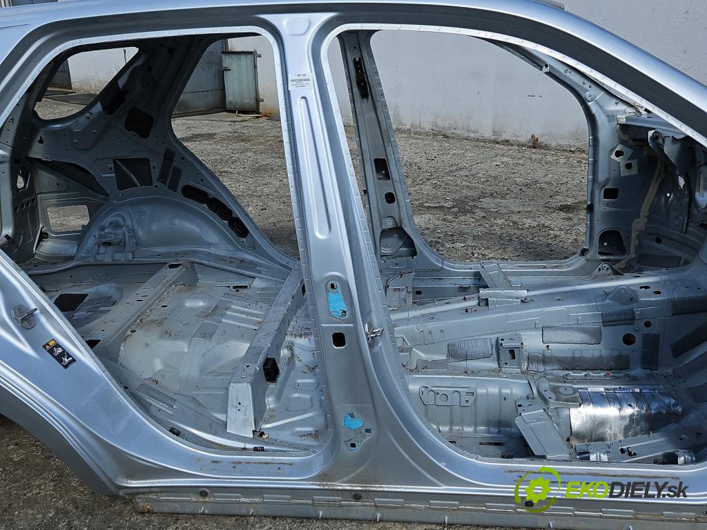 Mercedes ML W166 2011-2015 3.0 CDI 642.826 automatic 189 kW 2987 cm3 5- práh pravý  (Karoserie ostatní)