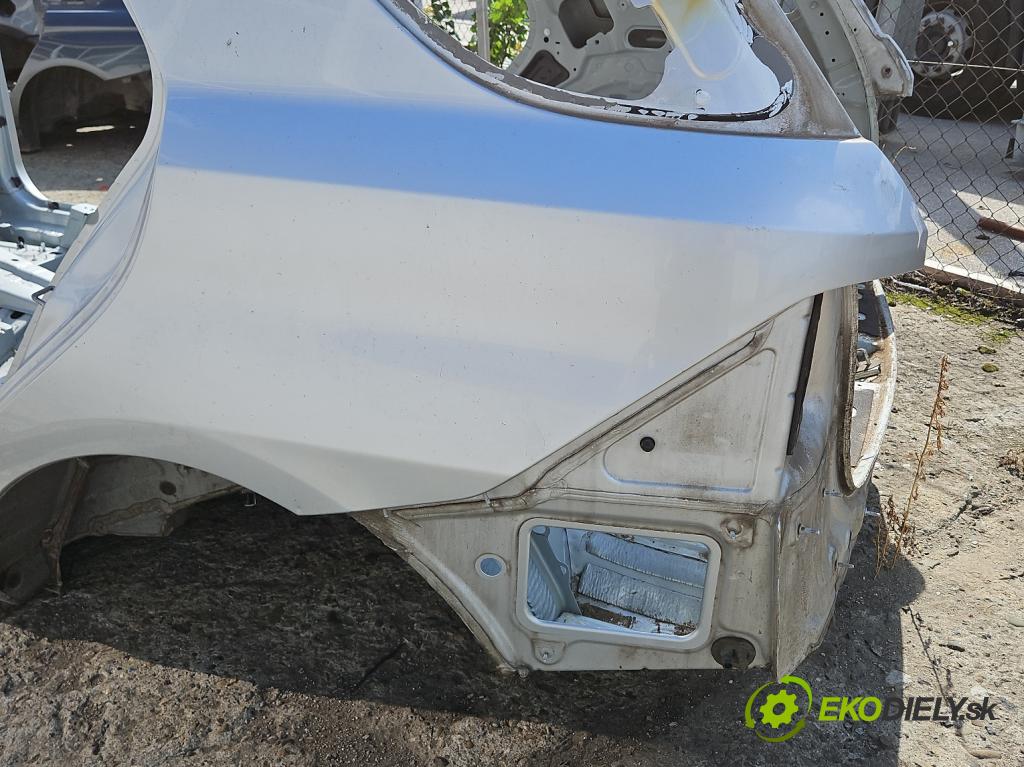 Mercedes ML W166 2011-2015 3.0 CDI 642.826 automatic 189 kW 2987 cm3 5- blatnik zadní levý