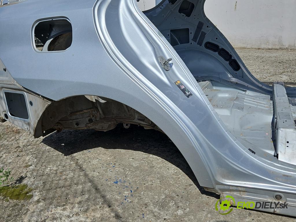 Mercedes ML W166 2011-2015 3.0 CDI 642.826 automatic 189 kW 2987 cm3 5- blatnik zadní pravý