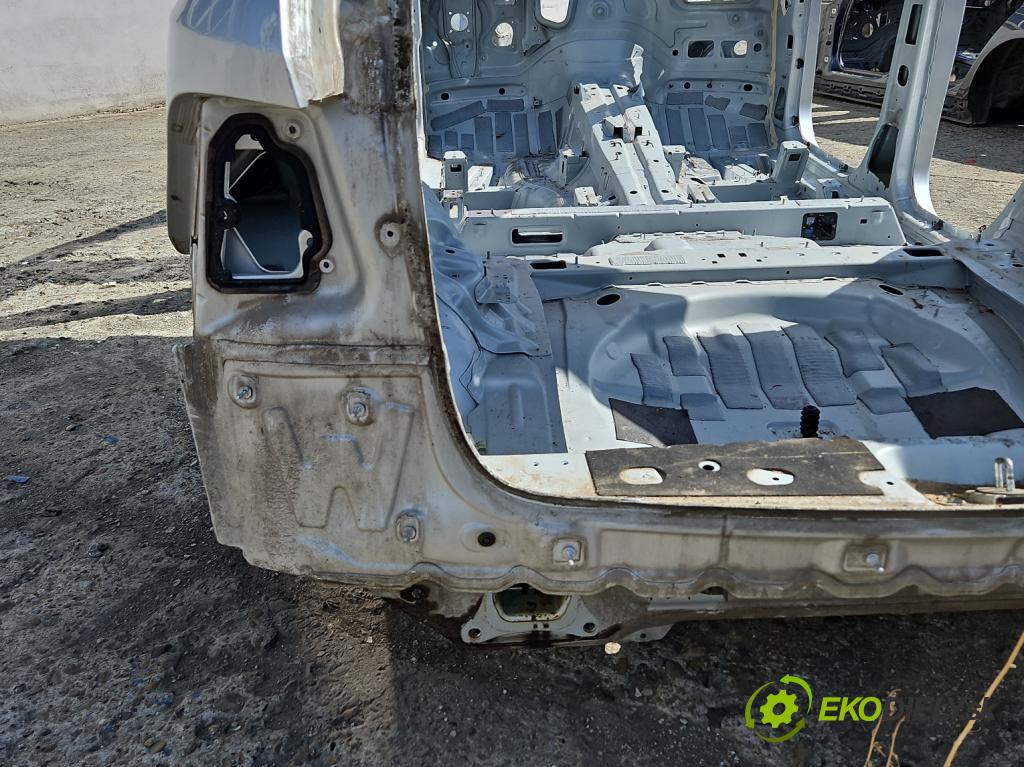 Mercedes ML W166 2011-2015 3.0 CDI 642.826 automatic 189 kW 2987 cm3 5- stěna zadní