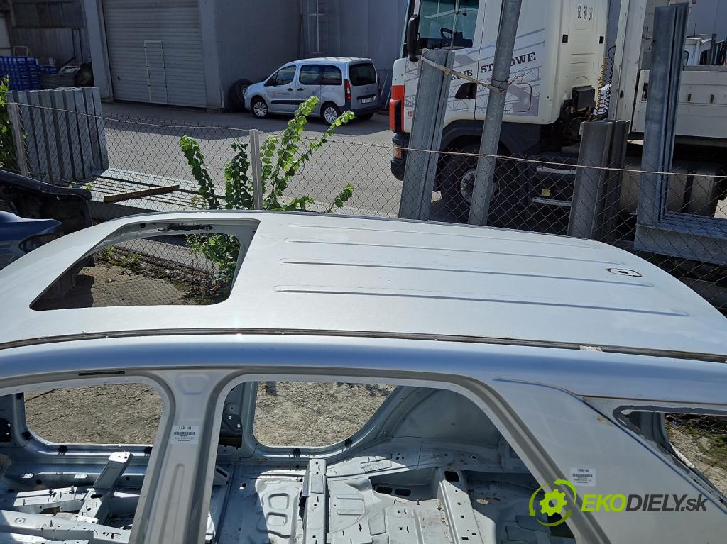 Mercedes ML W166 2011-2015 3.0 CDI 642.826 automatic 189 kW 2987 cm3 5- Strecha: