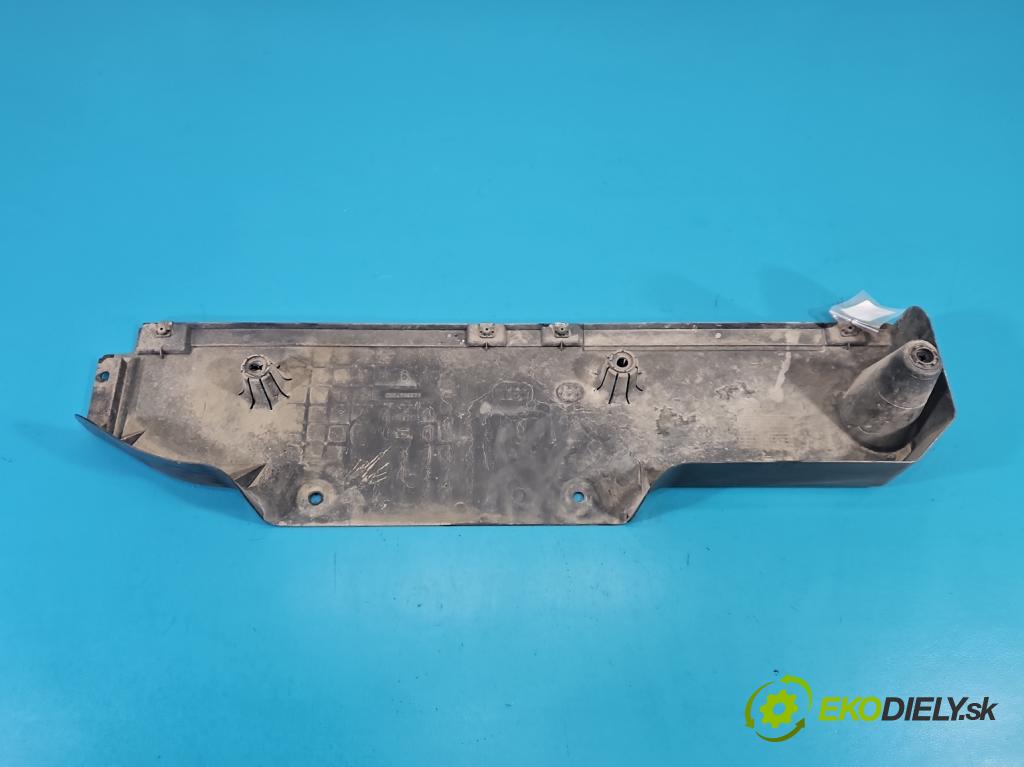 Peugeot 308 III 2021- 1.5 hdi 131 HP automatic 96 kW 1499 cm3 5- kryt plast 9833997380