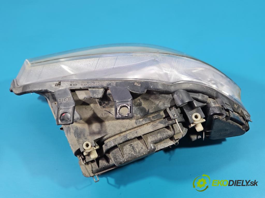 Seat Ibiza III 6L 2002-2008 1.9 tdi 101 HP manual 74 kW 1896 cm3 3- Reflektor: pravý  (Svetlo predné pravé)