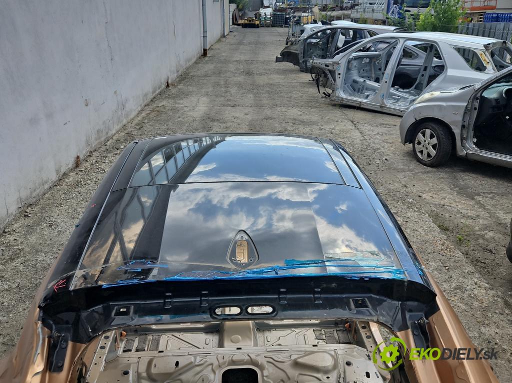 DS 4 II 2021- 1.6 T 181KM automatic 133 kW 1598 cm3 5- Strecha: