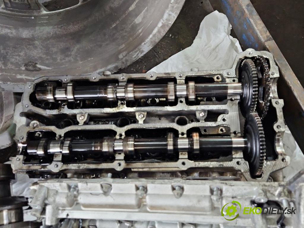 Mercedes ML W166 2011-2015 3.0 CDI 642.826 automatic 189 kW 2987 cm3 5- hlava motoru R642016