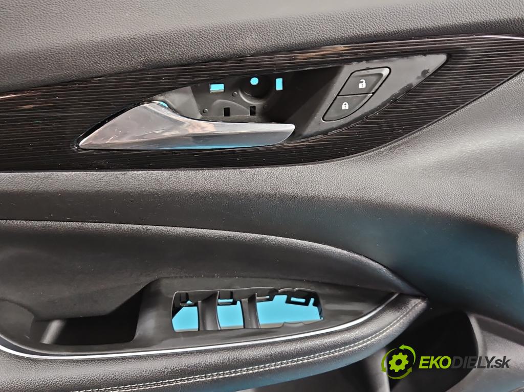 Opel Insignia B 2017-2022 1.5 T 165 HP manual 121 kW 1490 cm3 5- Čalounictví: dvere predné ľavé