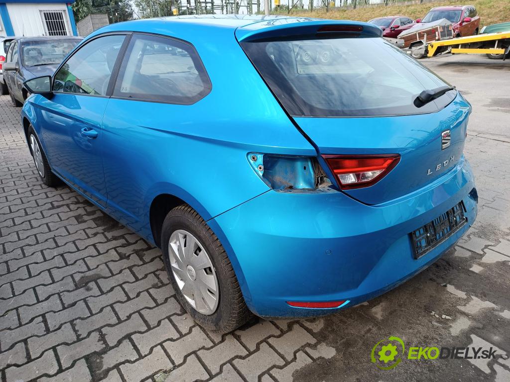 Seat Leon III 2012-2020 1.2 TSI 86 HP manual 63 kW 1197 cm3 3- dvere predné ľavé  (Kľučka dverí ostatné)