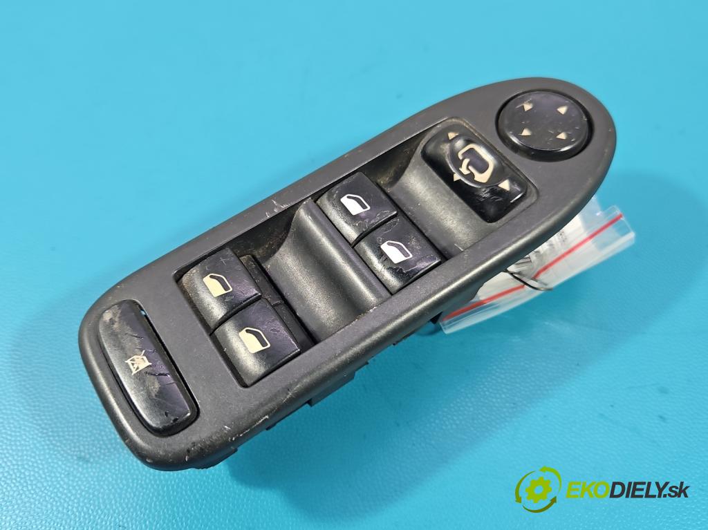Citroen C5 I 2001-2008 2.0 hdi RHR 136hp manual 100 kW 1997 cm3 5- Přepínač oken zpětných zrcátek 96514299ZF