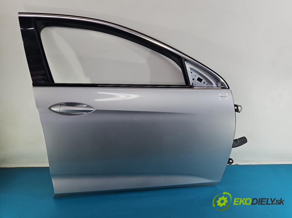 Opel Insignia B 2017-2022 1.5 T 165 HP manual 121 kW 1490 cm3 5- dvere predné pravé  (Kľučka dverí ostatné)